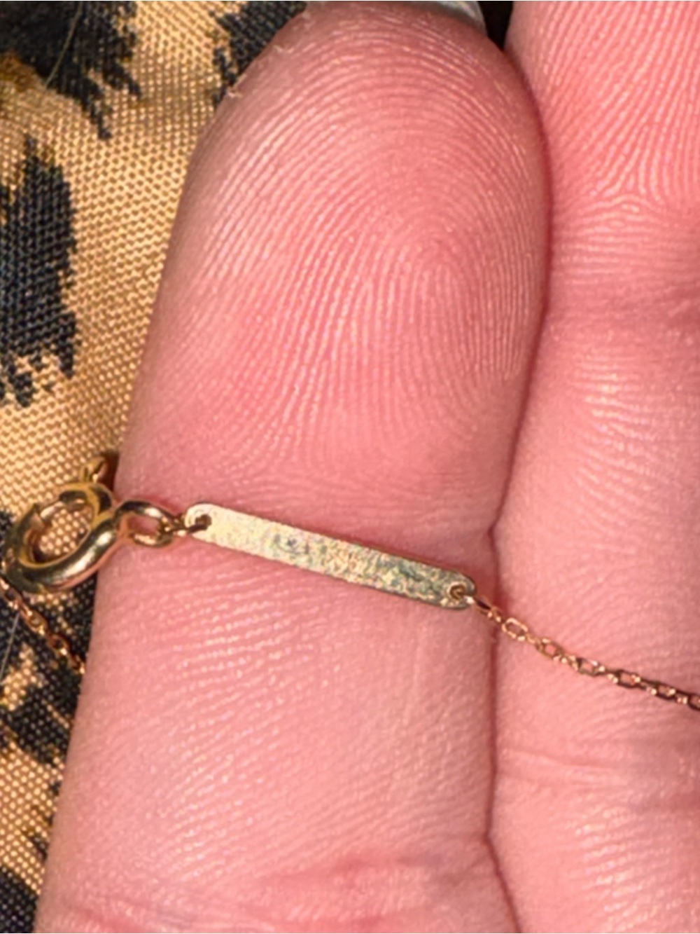 Kendra Scott 14k gold diamond cross necklace - Picture 3 of 5